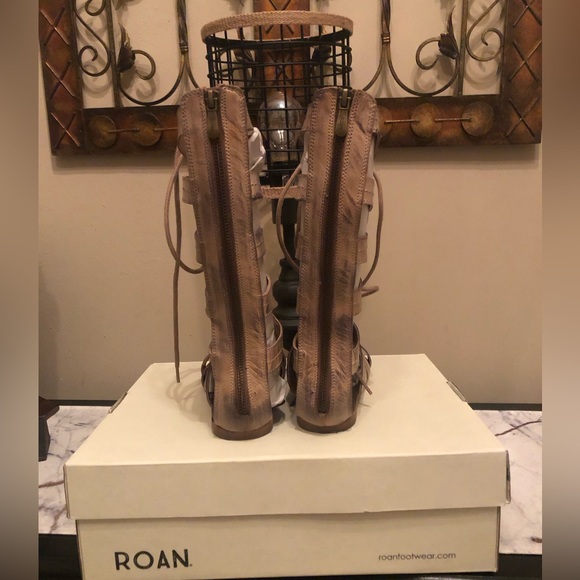 Flat Gladiator sandals; size 7.5 wide ; lace up front with back zipper - Picture 5 of 6